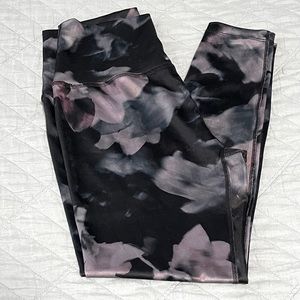 Beyond Yoga Lux Midi Legging Dark Floral